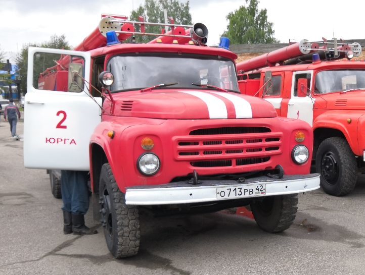 Автоцистерна пожарная АЦ-40-63