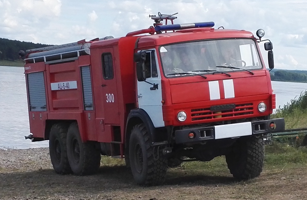 Авто-цистерна АЦ-6-40