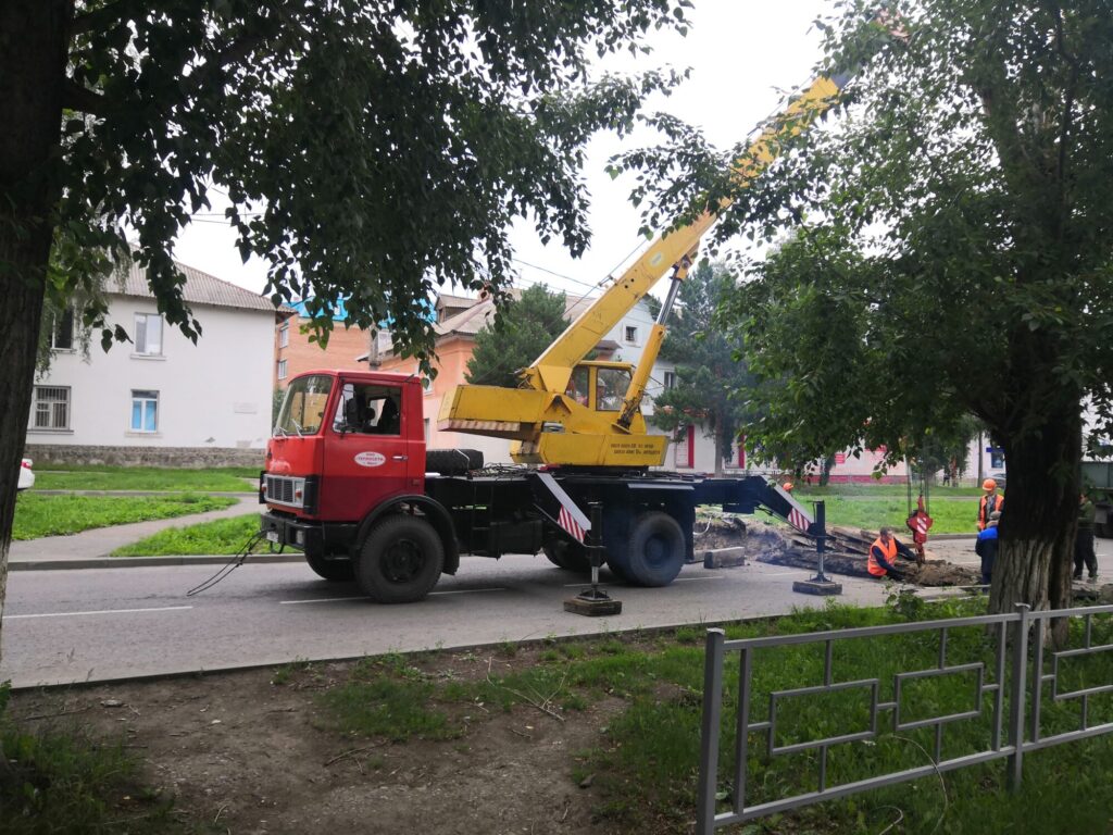 Автокран на базе МАЗ-5337