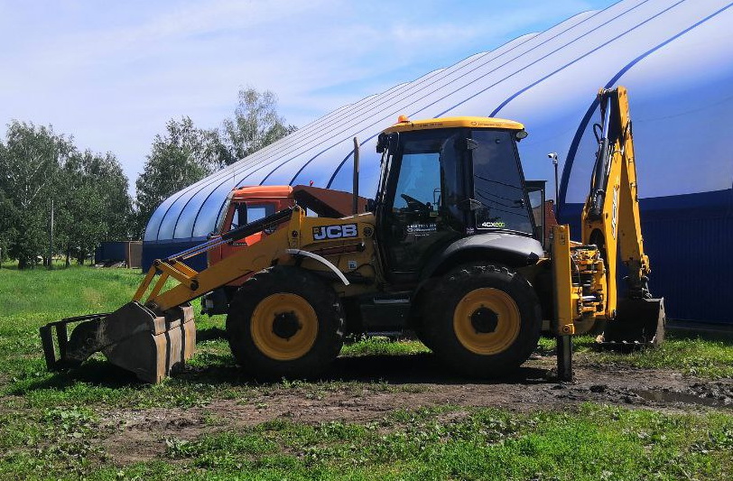 Экскаватор-погрузчик JCB 4CX ECO
