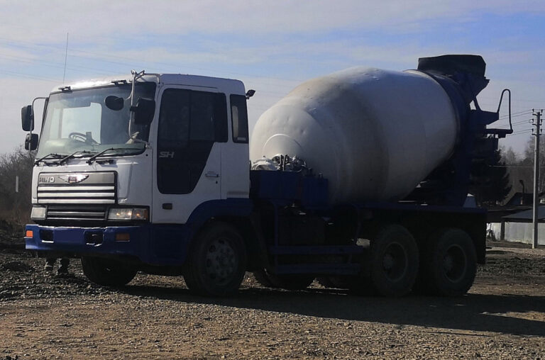 Бетоносмеситель Hino