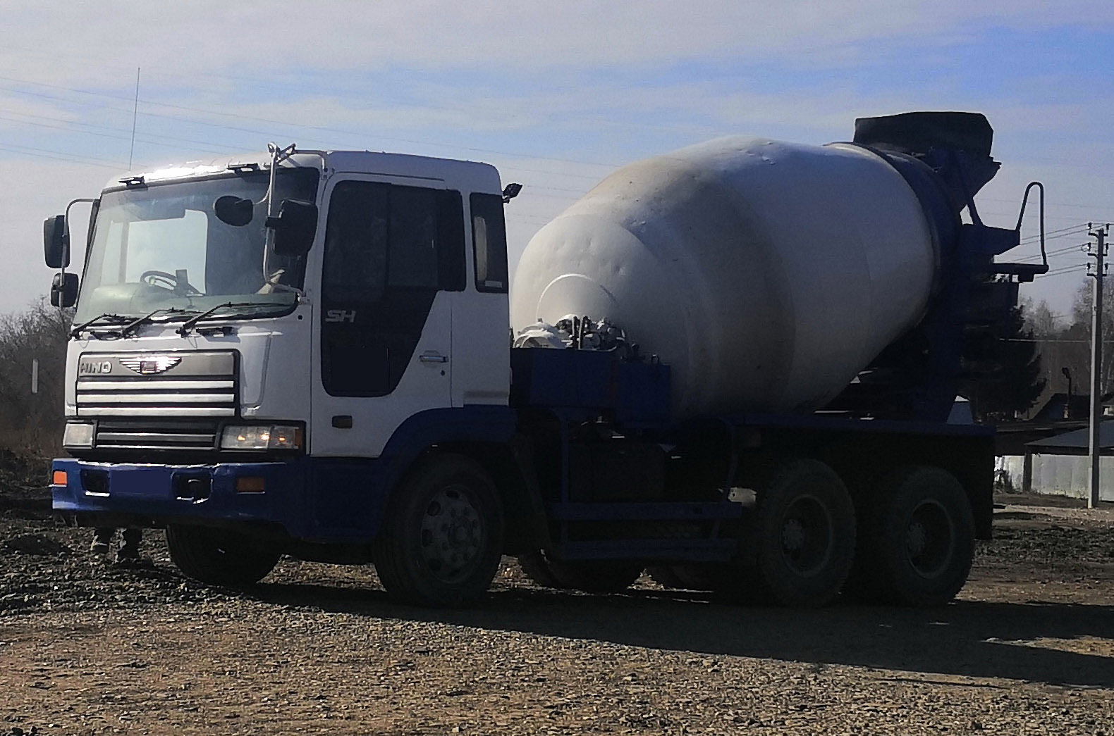 Бетоносмеситель Hino